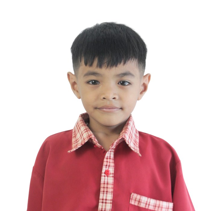 Akediri Adventist Elementary School student